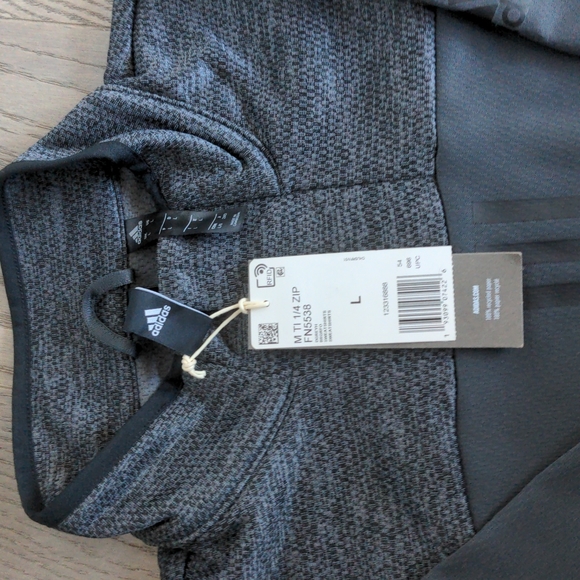 NWT Adidas 1/4 Zip Sweatshirt L - Picture 3 of 3